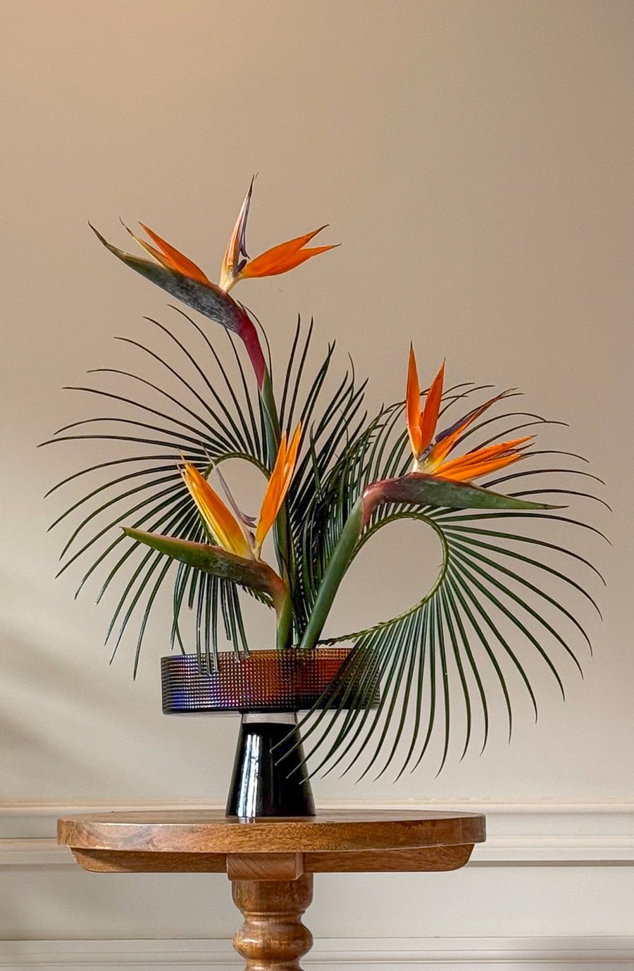 Ikebana arrangement 6